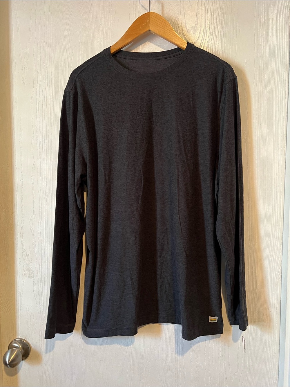 Vuori Strato Tech long sleeve Top Shirt dark grey men Sz XL
